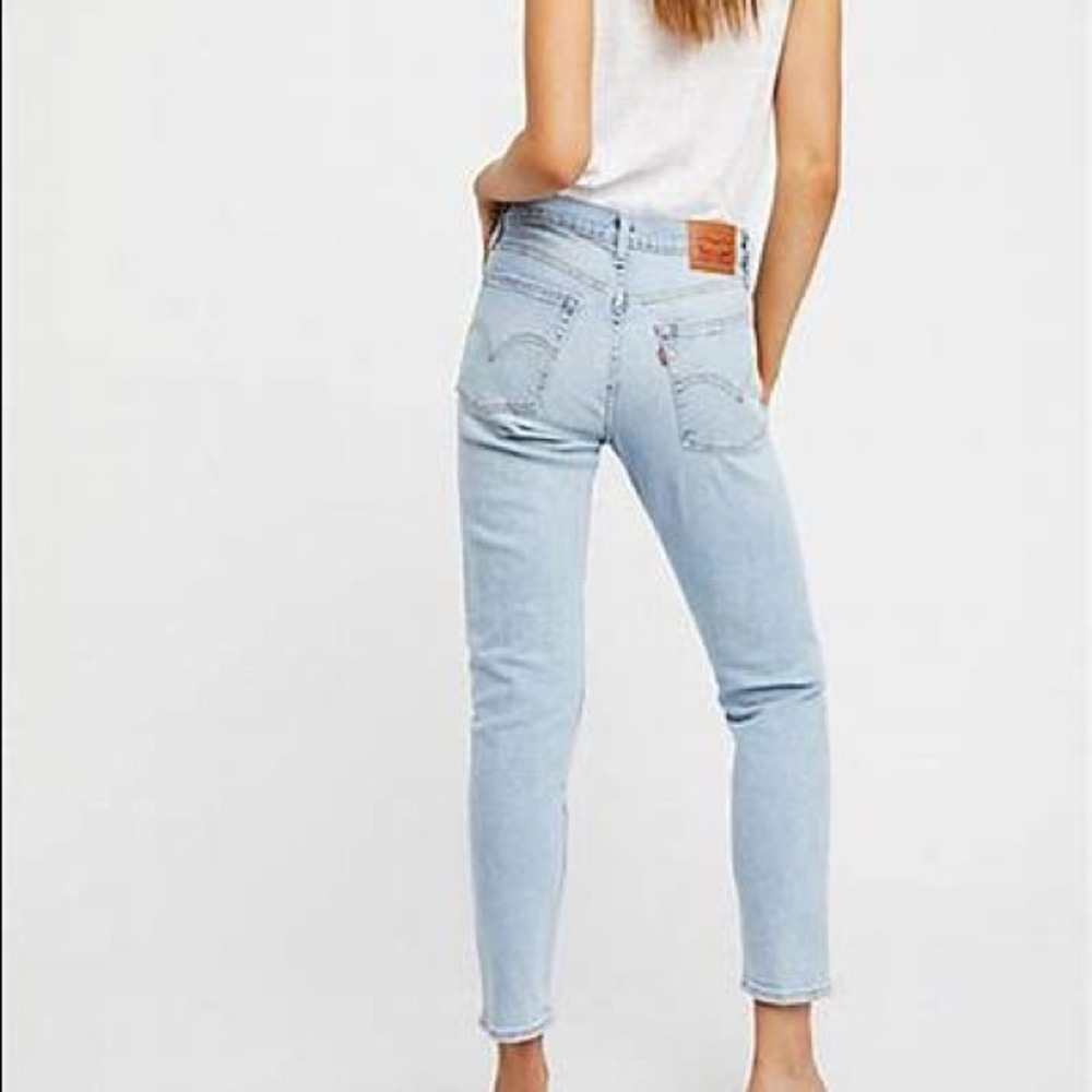 Levi’s Wedgie Fit Jeans